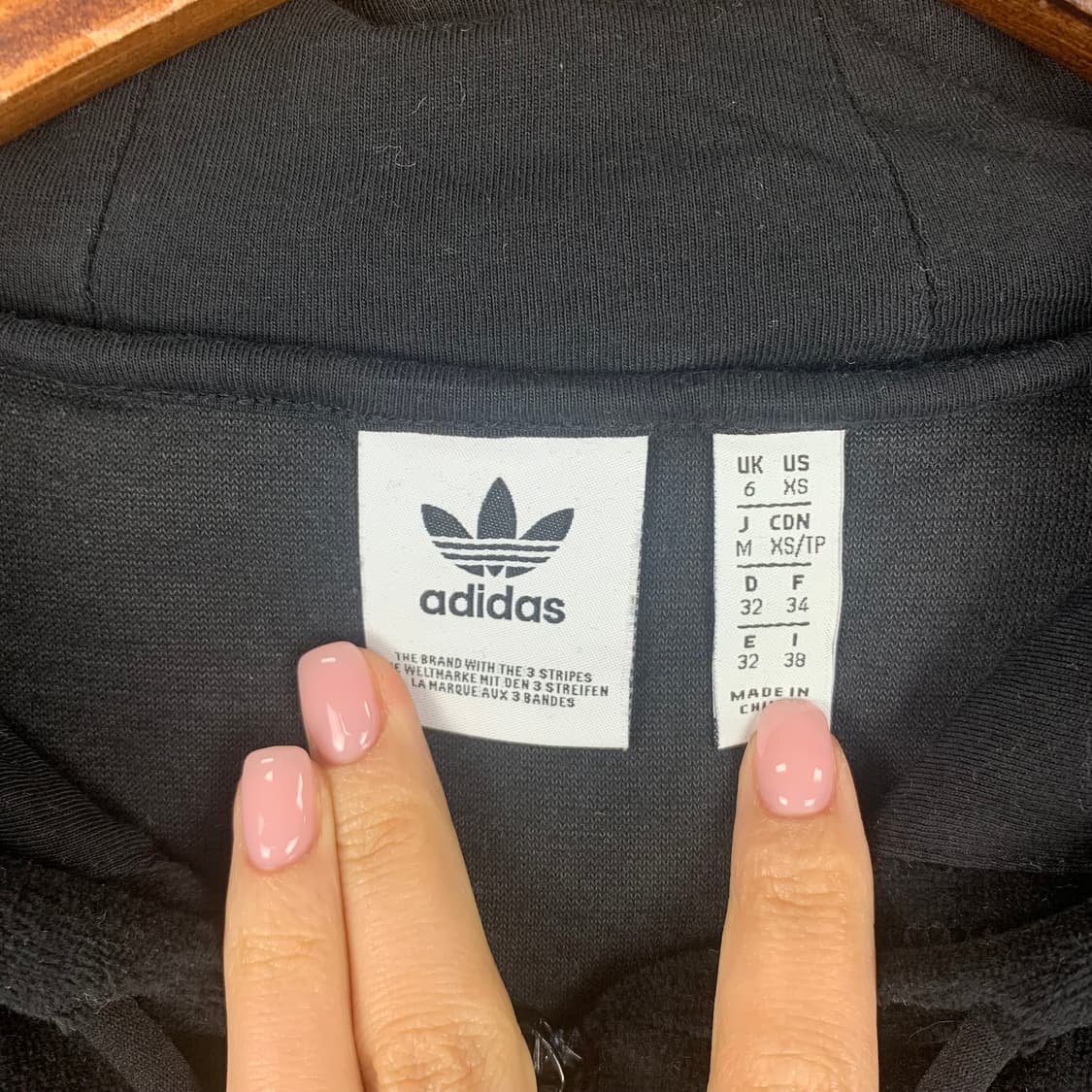 아디다스 신형 크롭 벨루어 후드집업 상품이미지6