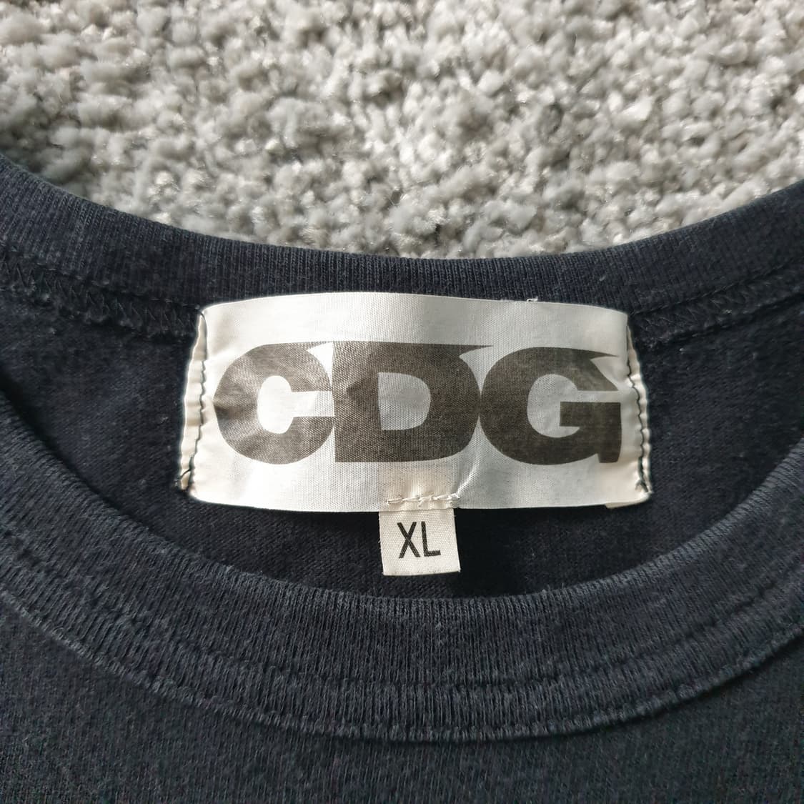 [무료배송] CDG COMME des GARCONS 반팔 티셔츠 상품이미지2