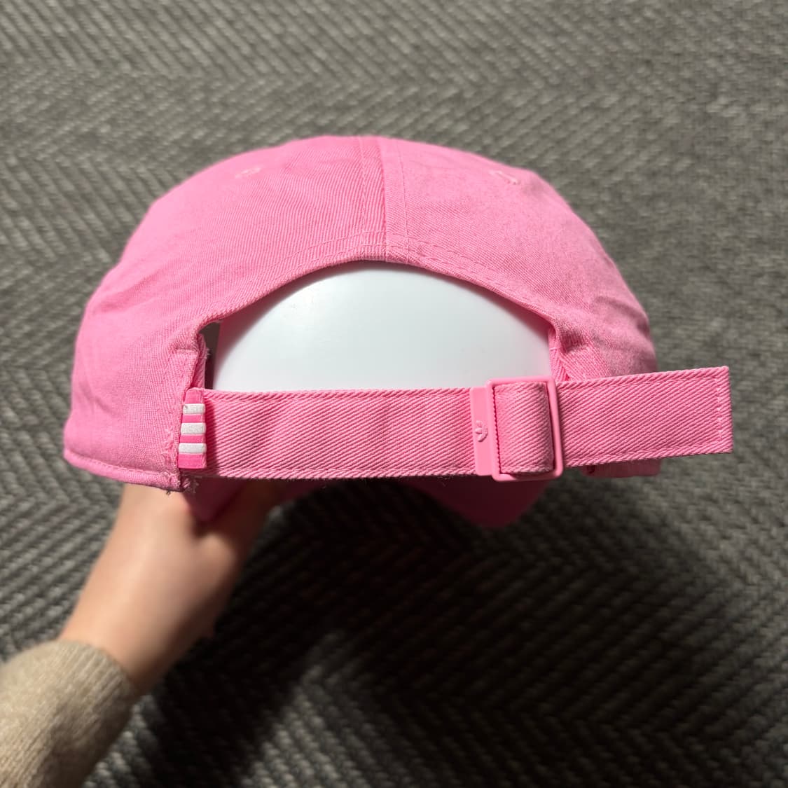 아디다스 핑크 볼캡 OSFW 상품이미지3