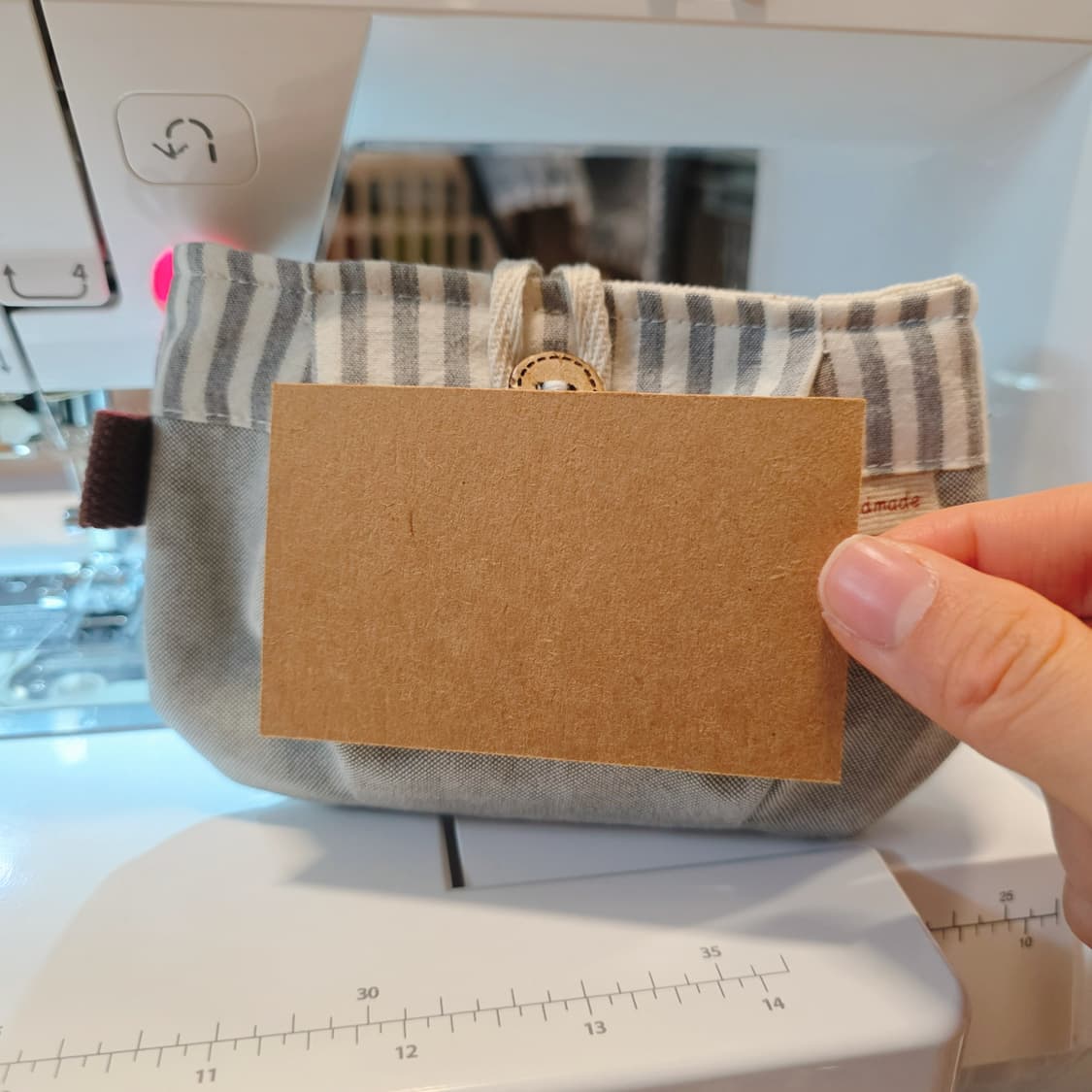 핸드메이드 핀턱 미니 파우치 상품이미지4