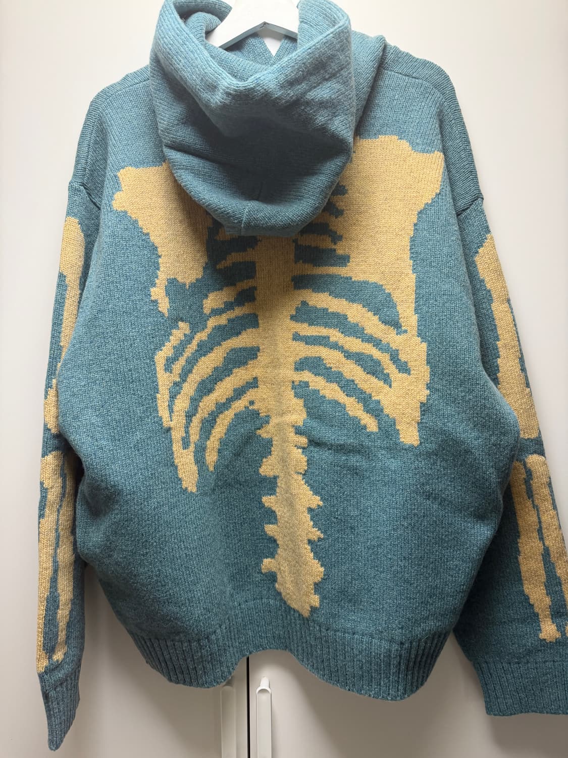 캐피탈 5G 울 본 후드 스웨터 색소폰 상품이미지2