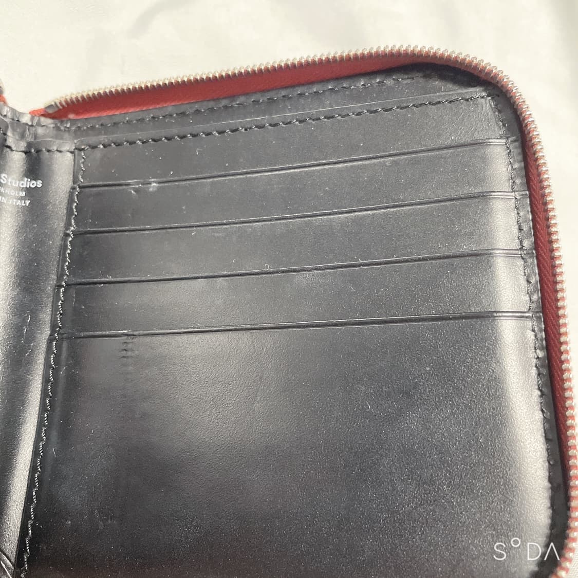 아크네스튜디오 버건디 지갑 상품이미지7