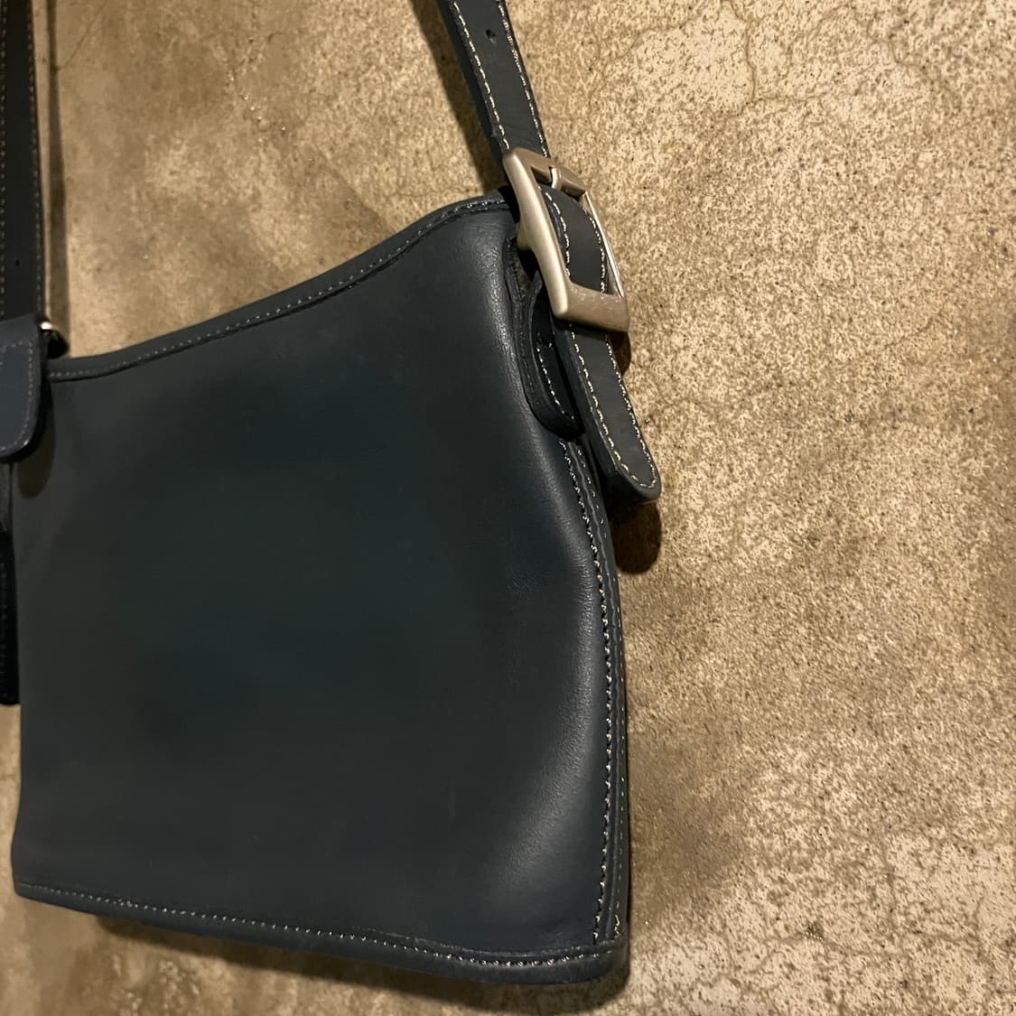 빈티지 레더 가죽 크로스백 상품이미지4