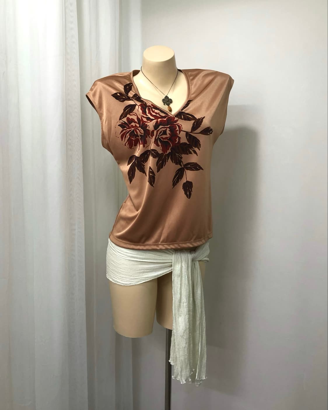 oriental rose print satin v neck top 상품이미지6