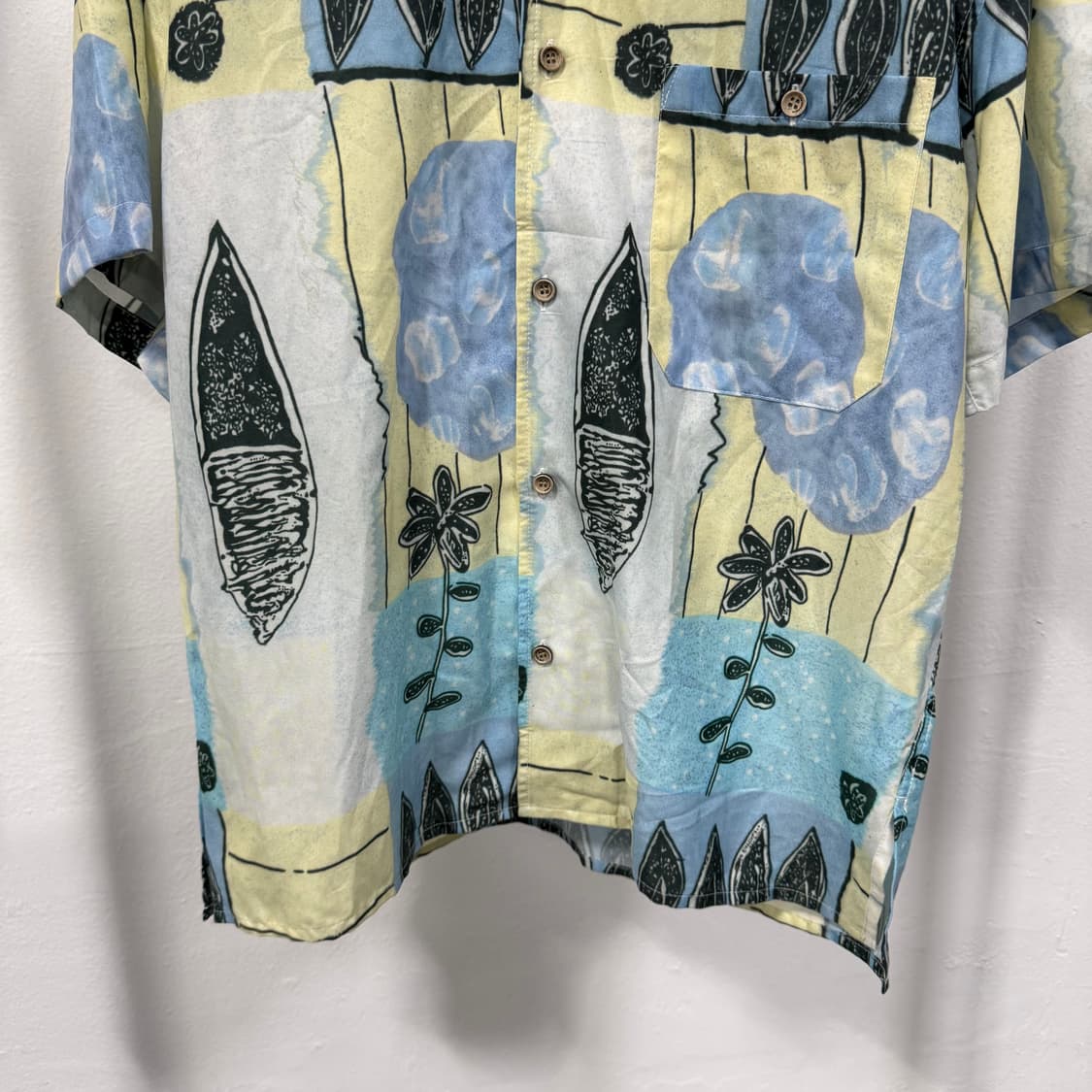 앤더슨벨 피쉬 플라워 오픈카라 반팔셔츠 상품이미지3