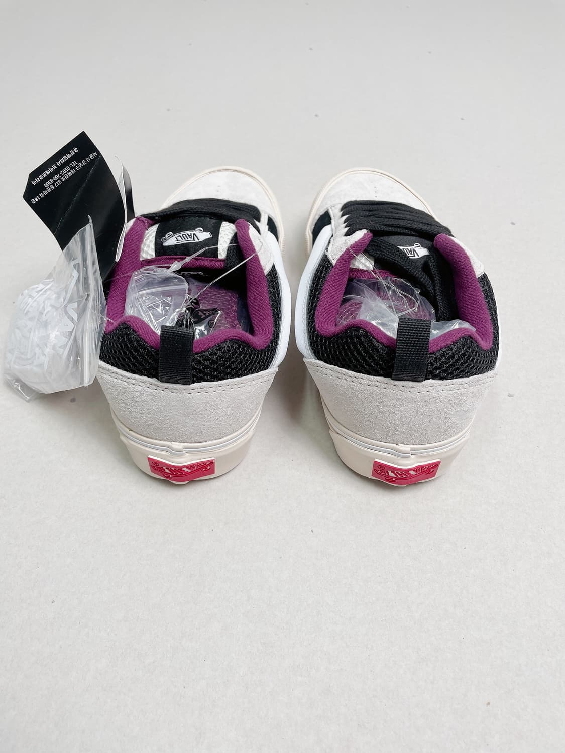 (정품/새상품) 반스 공용 볼트 뉴스쿨 데빌스 화이트 스니커즈 상품이미지5