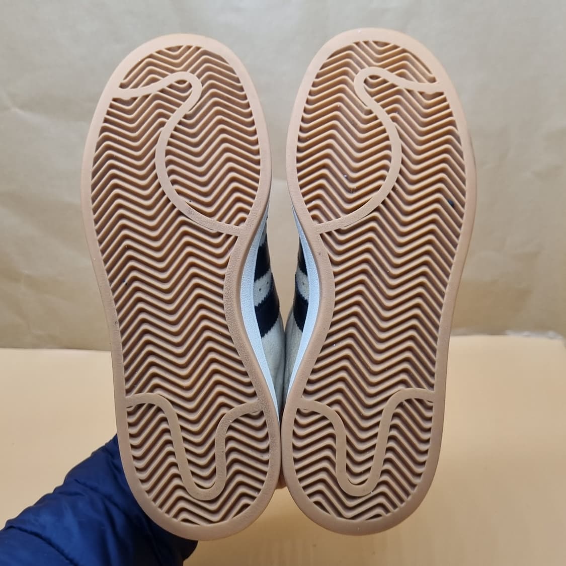 아디다스 캠퍼스00s 운동화 235. 상품이미지3