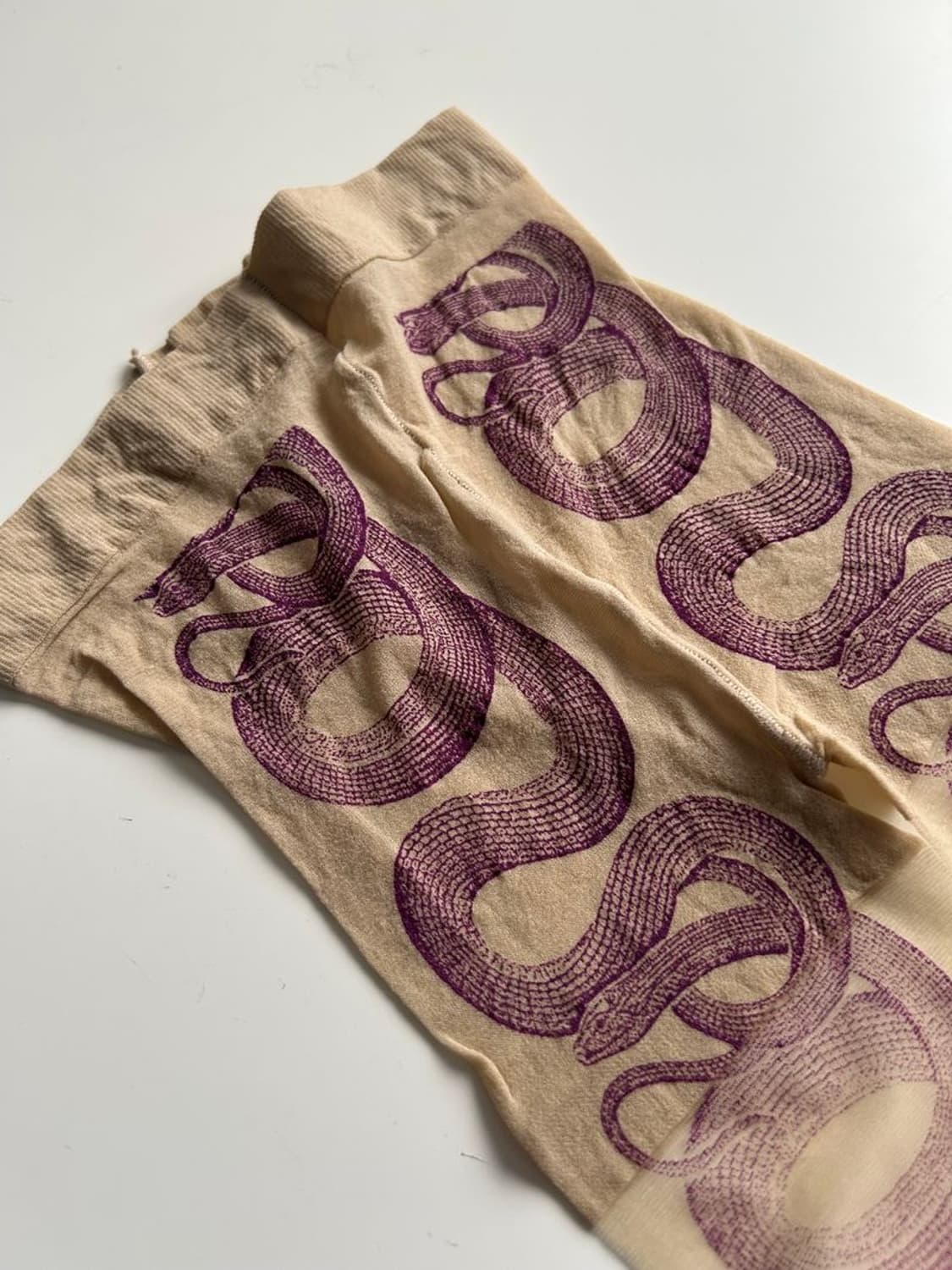 SNAKE LOOP STOCKINGS 뱀 루프 스타킹 상품이미지2