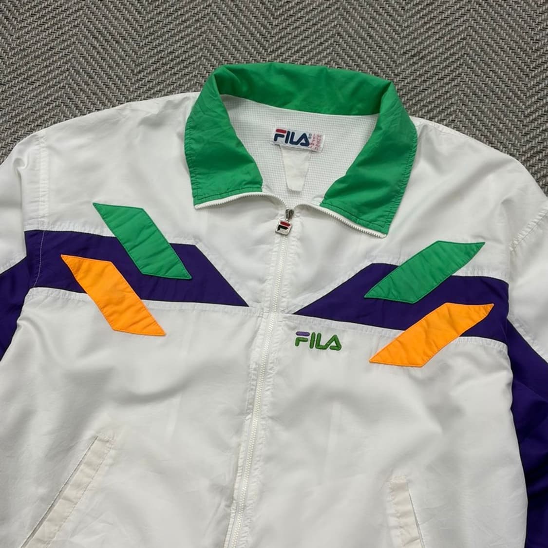 휠라 올드스쿨 배색 바람막이 v2021 상품이미지3