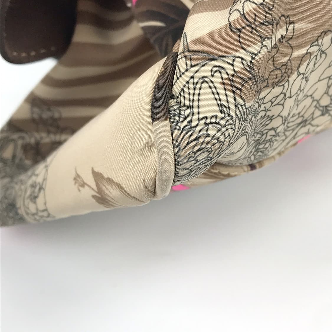 페라가모 Ferragamo 레오파드 나일론 숄더백 여성 가방 상품이미지9