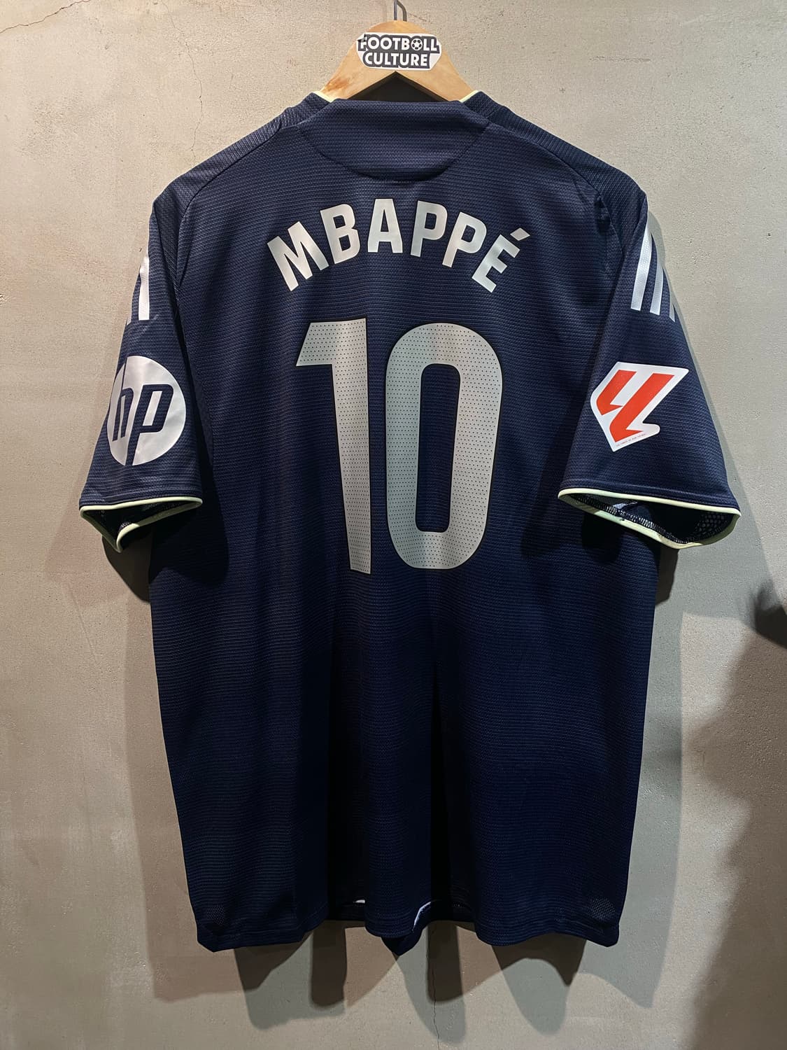 25-26 레알마드리드 음바페 어센틱 어웨이 유니폼 (NEW) 상품이미지7