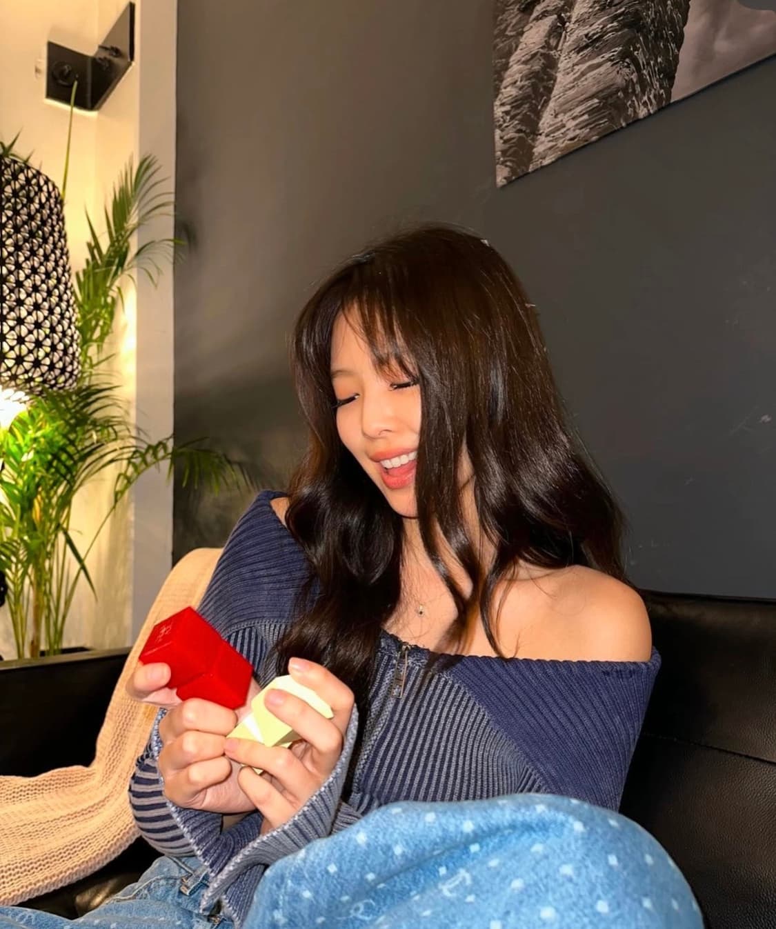 제이디드 런던 오프숄더 니트 상품이미지3