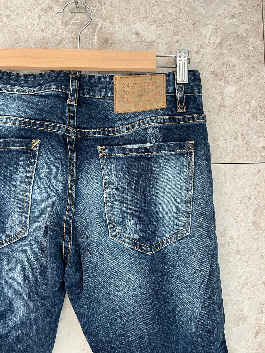 디스퀘어드2 데미지 워싱 청바지 29 상품이미지5
