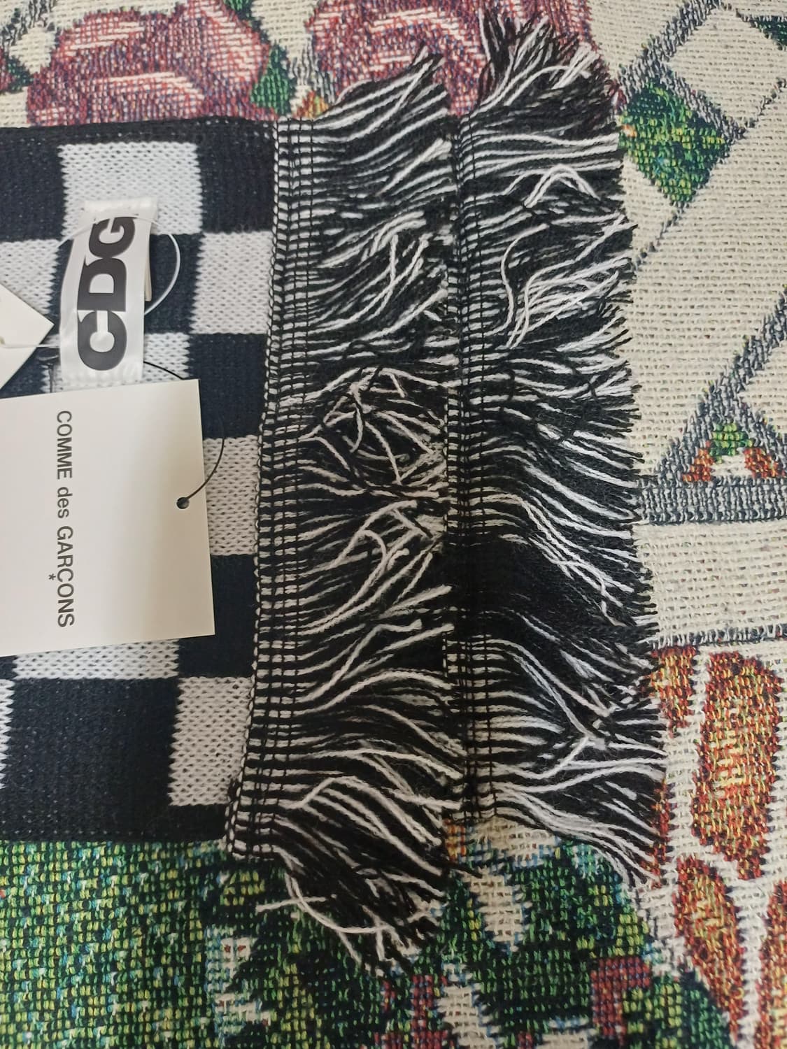 새상품)꼼데가르송 25fw 머플러 상품이미지5