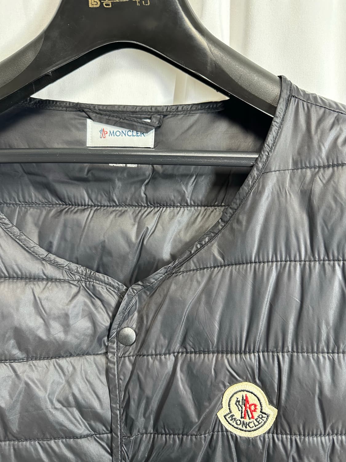 no.129  몽레어 블랙 패딩 조끼  110사이즈 상품이미지2