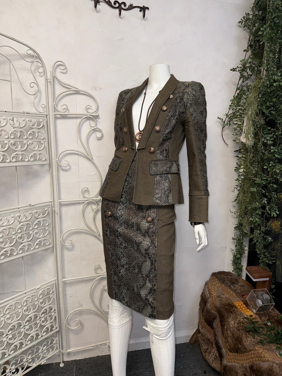 Jessi Newyork khaki python button setup  상품이미지2