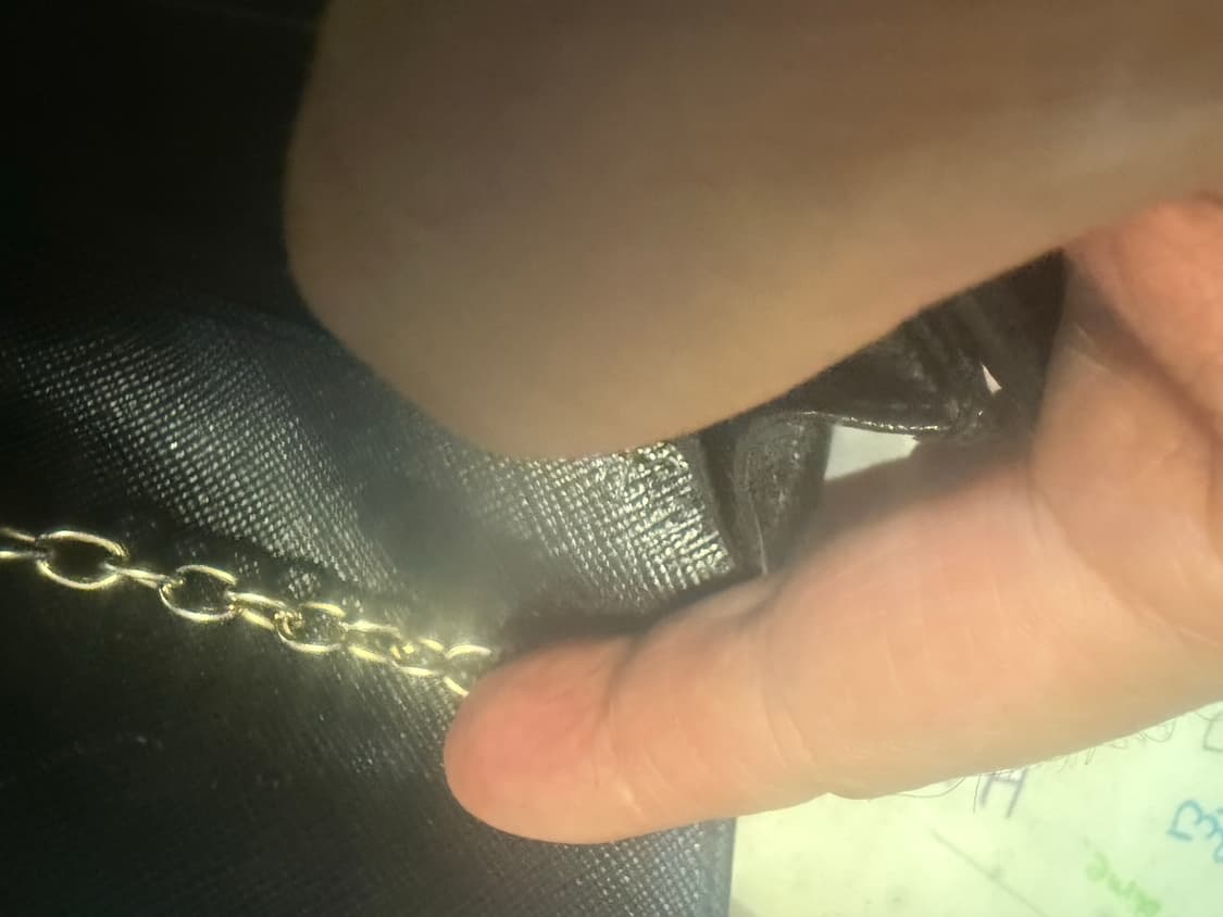 정품 프라다 사피아노 체인 크로스백 팝니다 상품이미지9