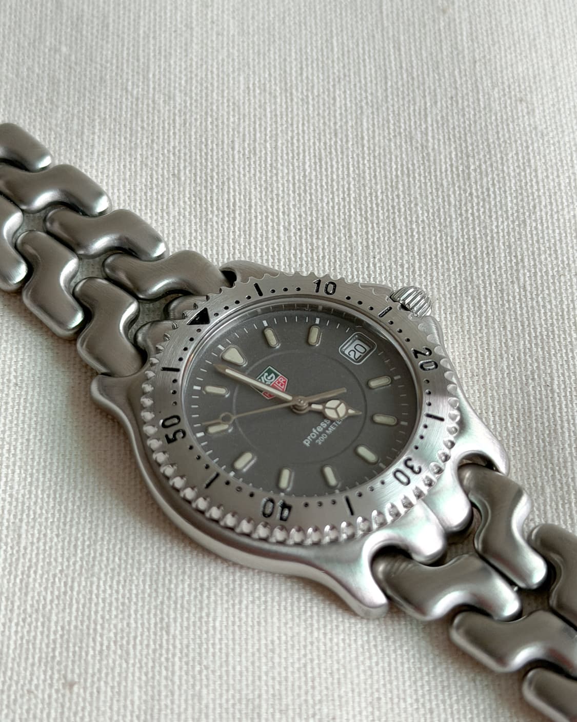 태그호이어 s/el 그레이 다이얼 40mm 상품이미지8