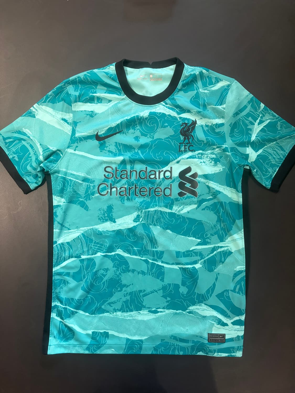 21-22 리버풀 써드 유니폼 1번마킹 M 상품이미지1