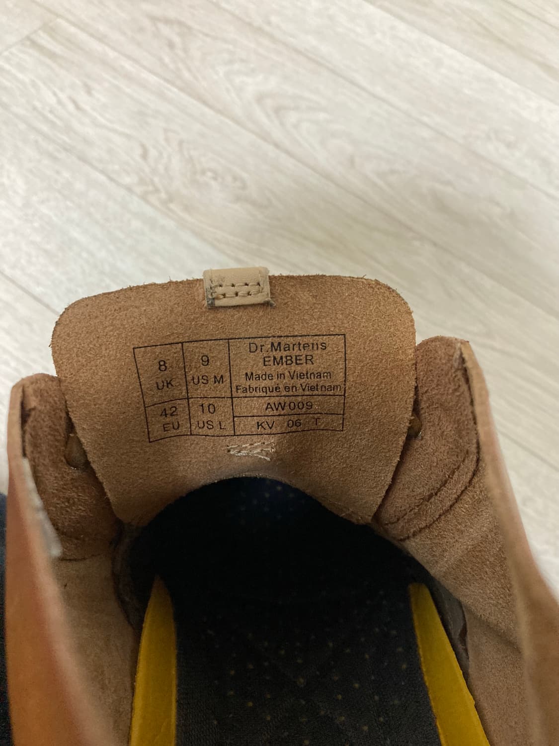 닥터마틴 앰버(Ember)부츠 UK8(270) 판매 상품이미지7