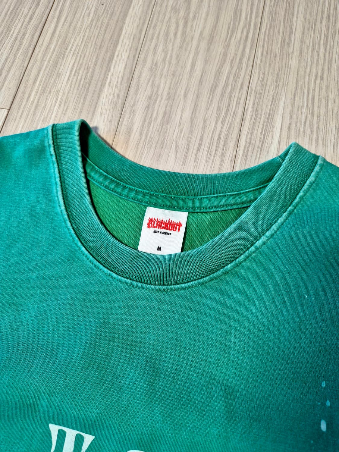 블랙아웃 티셔츠 (M) 상품이미지2