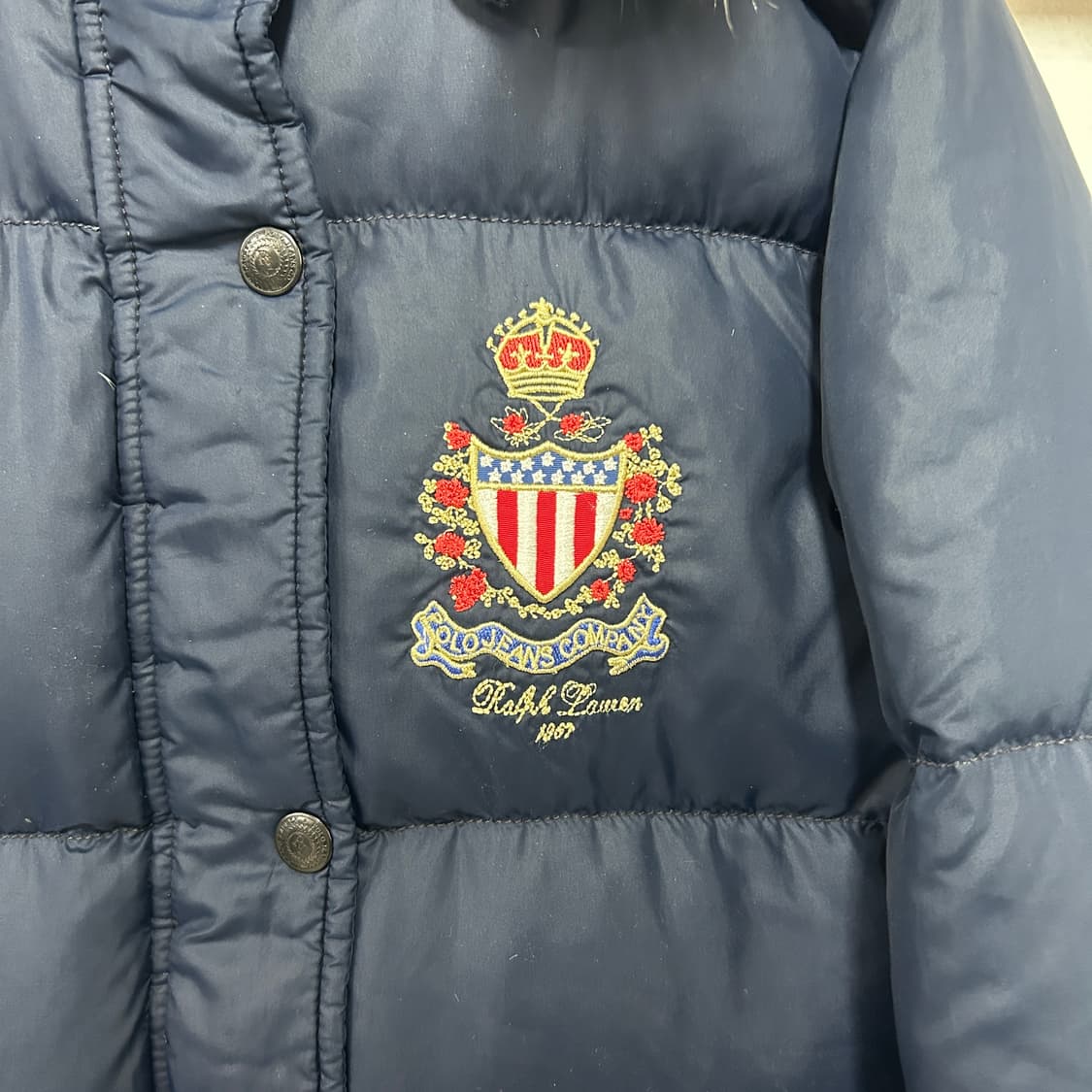 폴로 진스 자수로고 네이비 덕다운 후드 퍼 숏패딩 상품이미지3