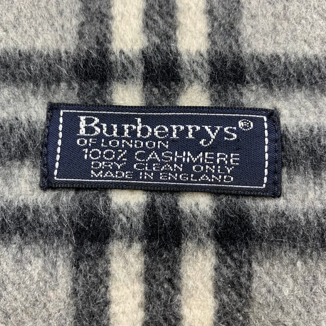 정품 버버리 그레이 노바체크 캐시미어 머플러  상품이미지3
