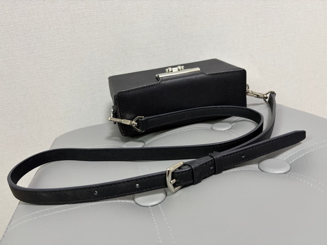 러브캣 여성 크로스백 상품이미지8