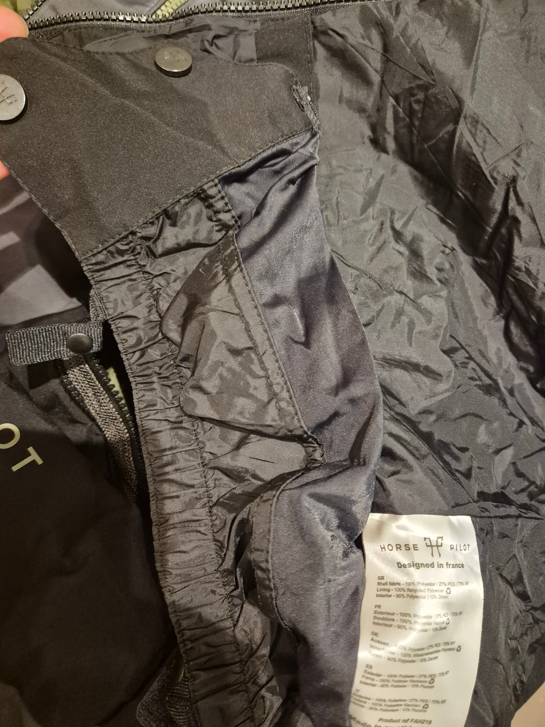 프랑스 승마 브랜드 **Horse Pilot(호스 파일럿)**의 패딩 x 상품이미지5