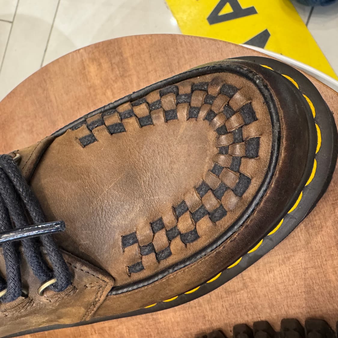 닥터마틴 애슐리 클리퍼 ‘다크브라운’ 상품이미지4