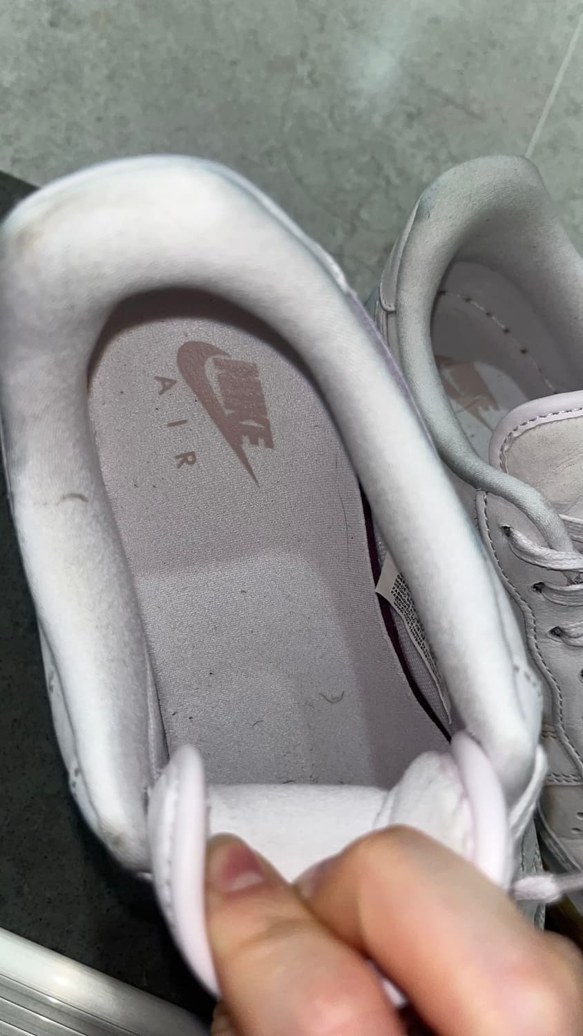 나이키 에어포스1 로우 화이트 240 상품이미지2