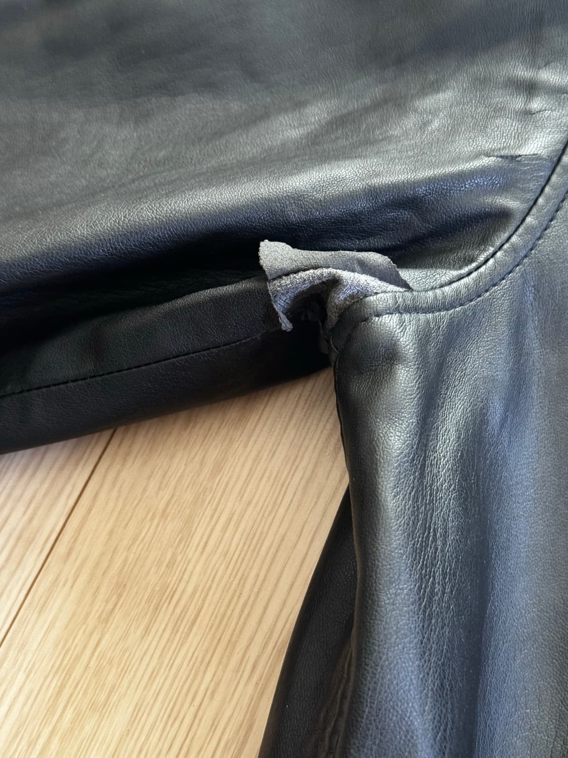 유스 (YOUTH) 22FW OVERSIZED FAUX LEATHER J 상품이미지3