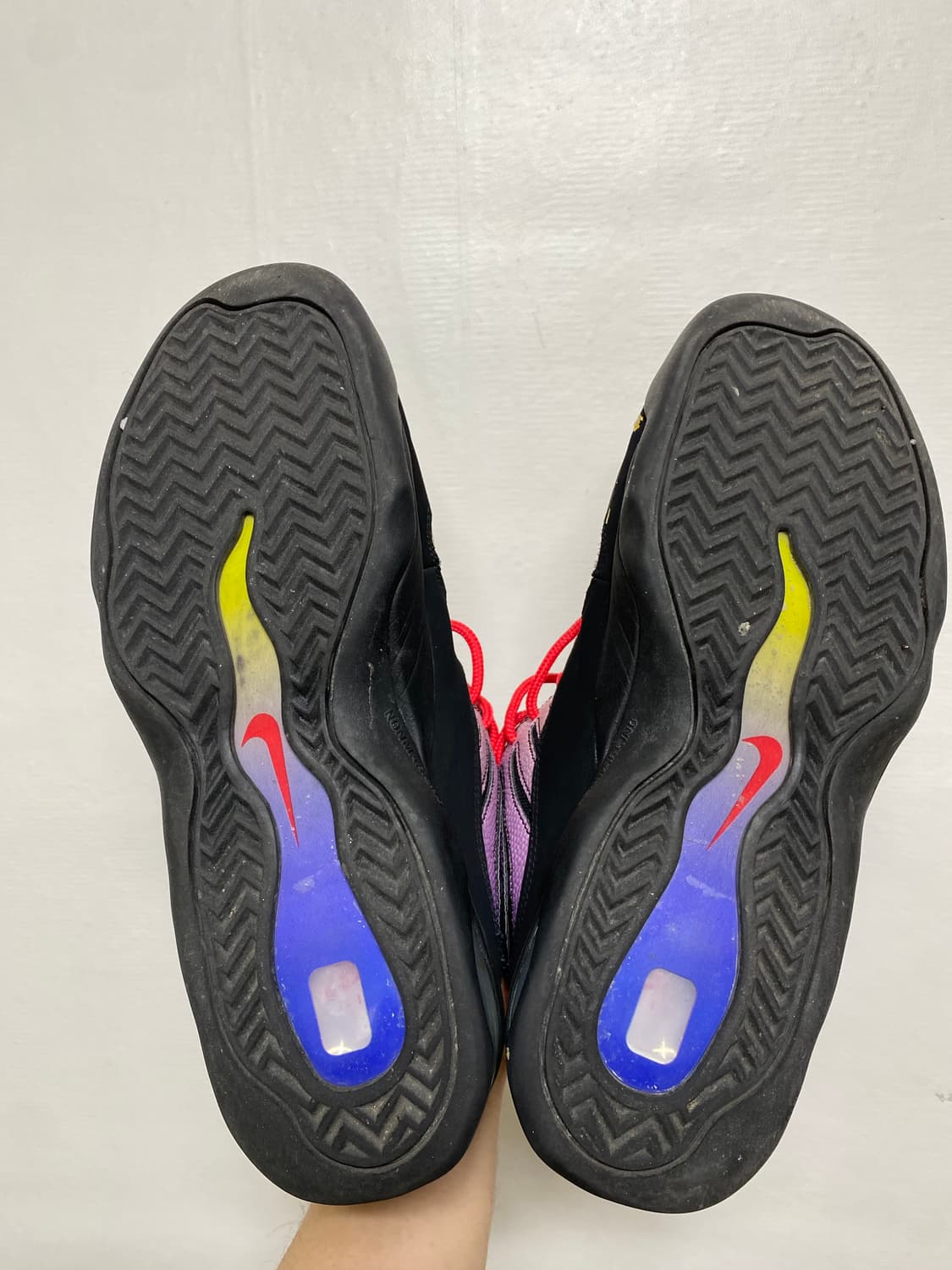 슈프림 나이키 에어바킨 상품이미지7