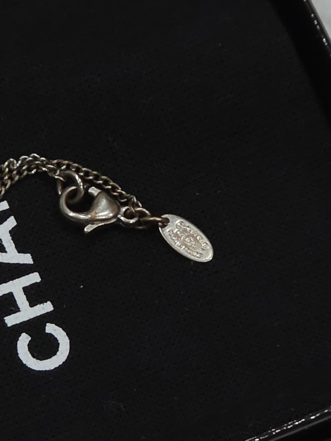 샤넬 제니목걸이 에폭시 cc로고 양면 펜던트 넥크리스 아이보리x실버 상품이미지5