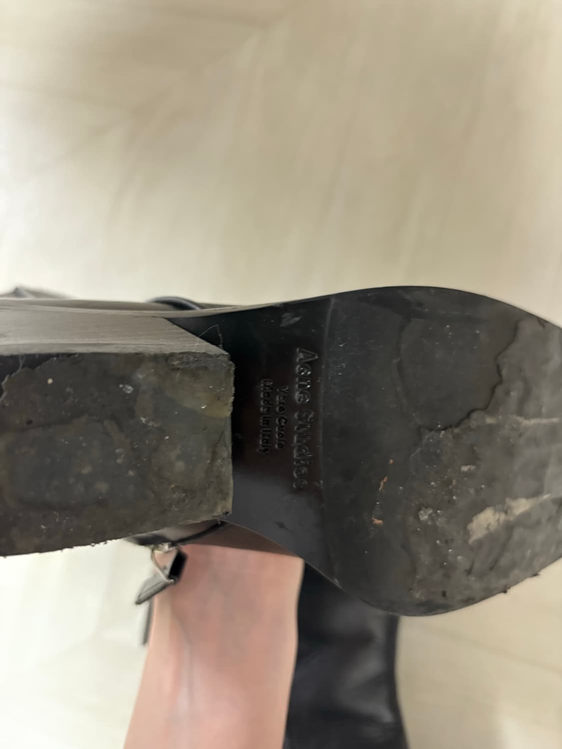 아크네스튜디오 스퀘어토 앵클 부츠 36 / 240 상품이미지5