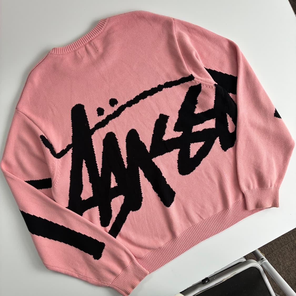 Stussy  스투시 스탁로고 핑크 스웨터 상품이미지2