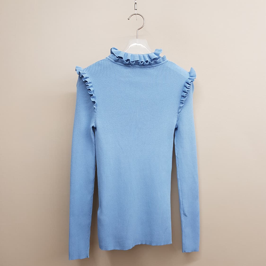 Sandro 산드로 프릴 하이넥 리브드 니트탑 1사이즈 상품이미지5