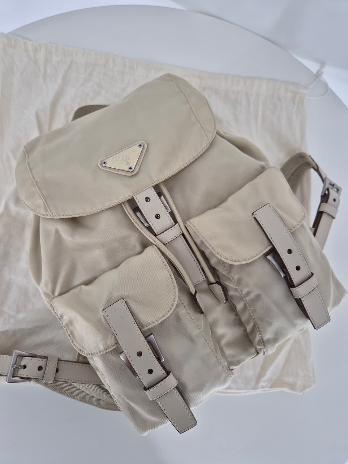 프라다나일론 스몰 백팩 아이보리컬러 상품이미지2