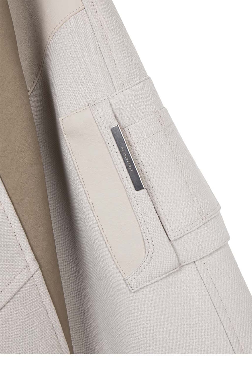 리버클래시 베이지 오버핏 바시티 점퍼 상품이미지4