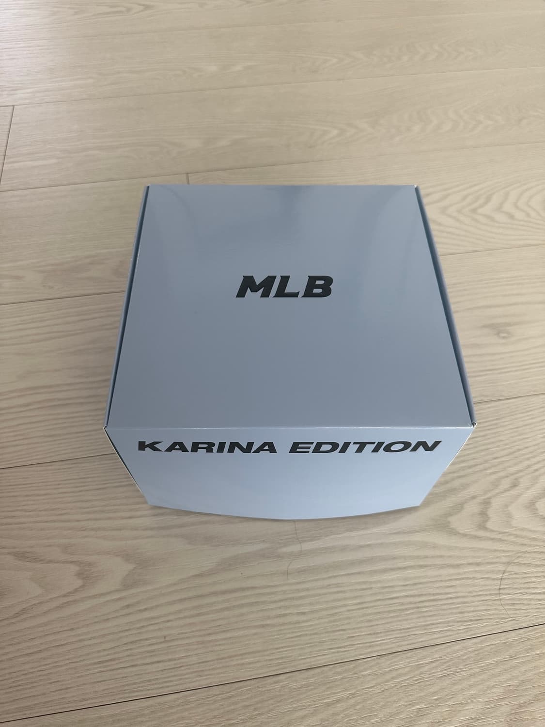 MLB x 카리나 시그니처 언스트럭쳐 볼캡 vol.2 블랙 상품이미지3