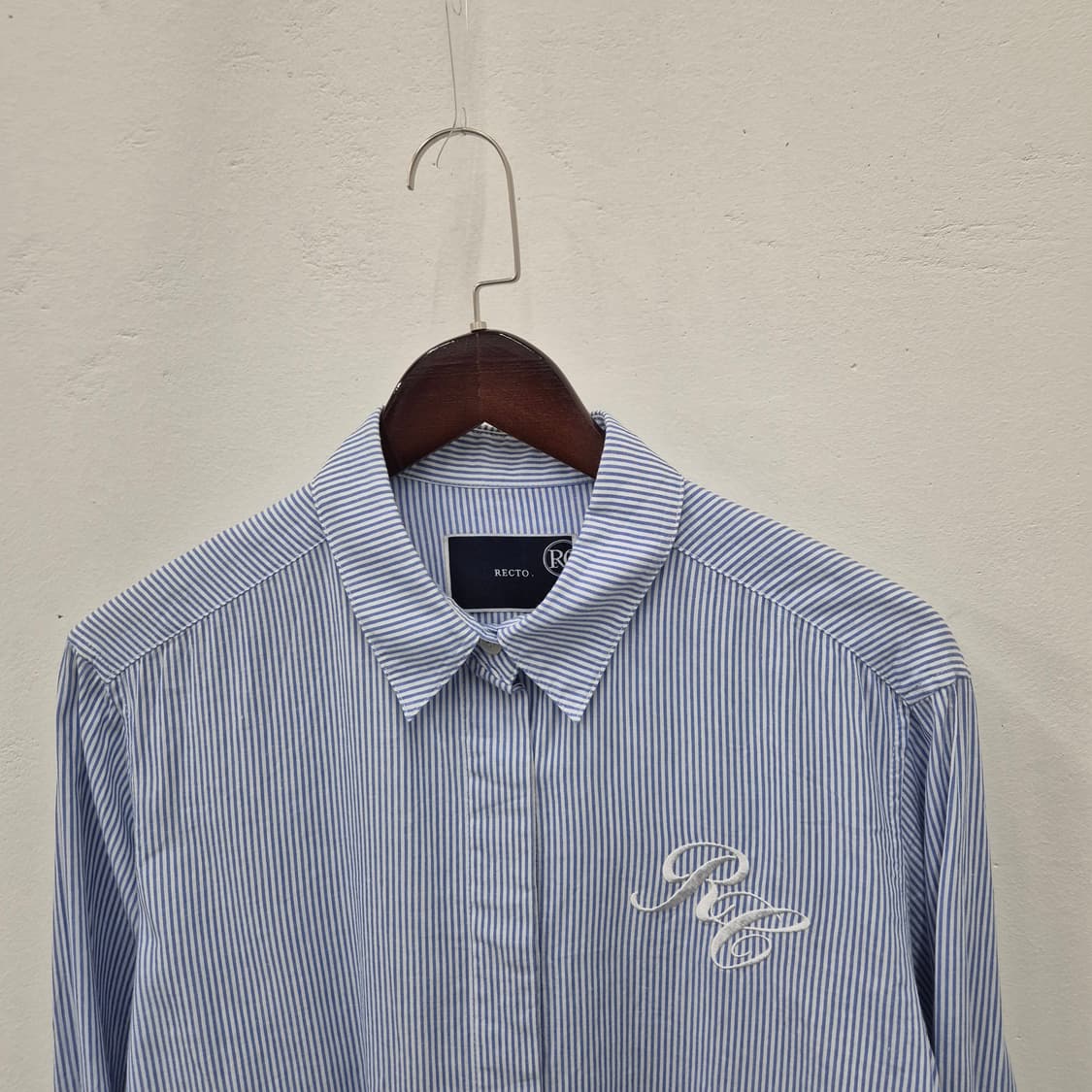 렉토 시그니처 오버 커프스 스트라이프 셔츠 상품이미지2