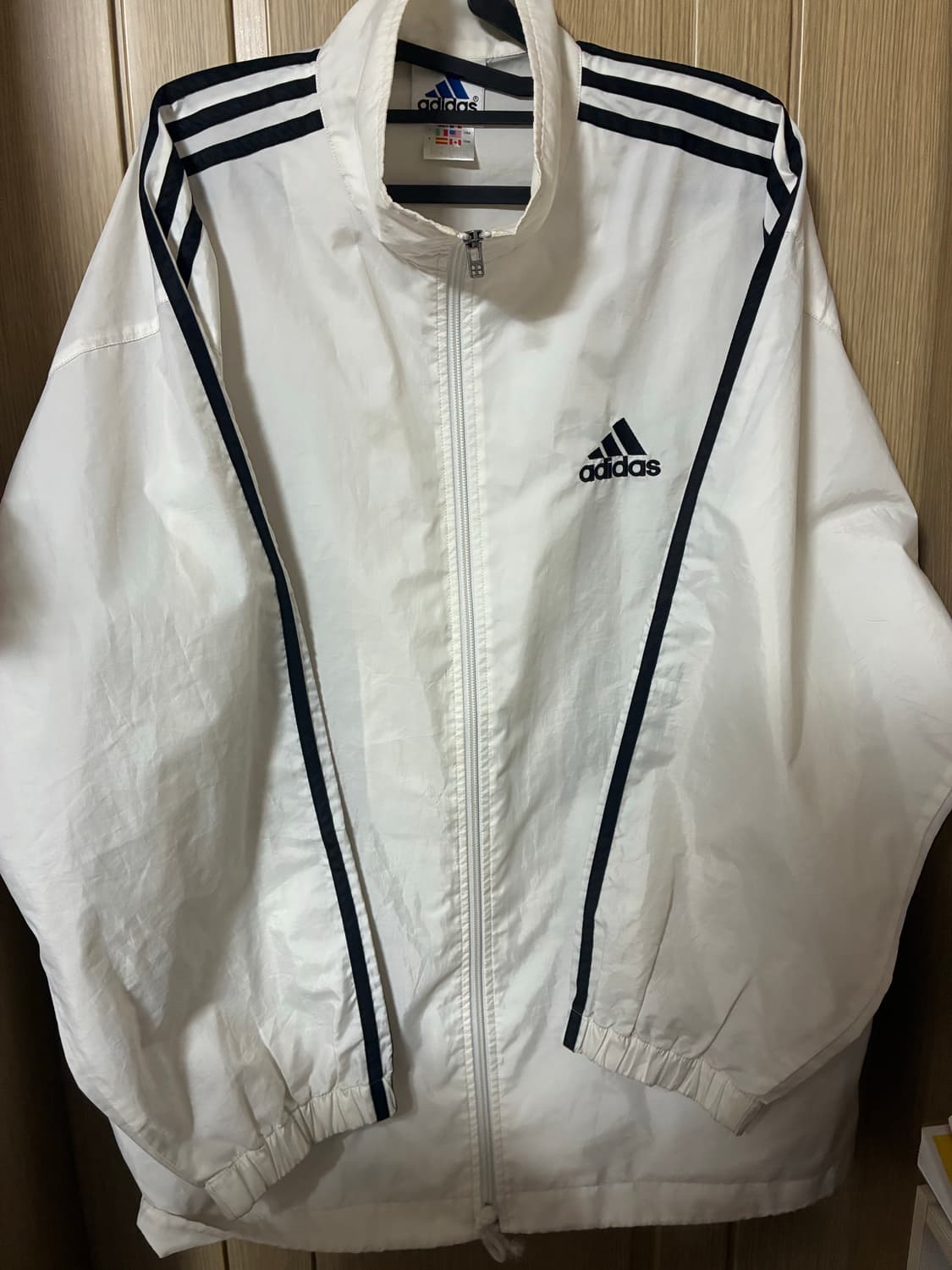 아디 바람막이 상품이미지1