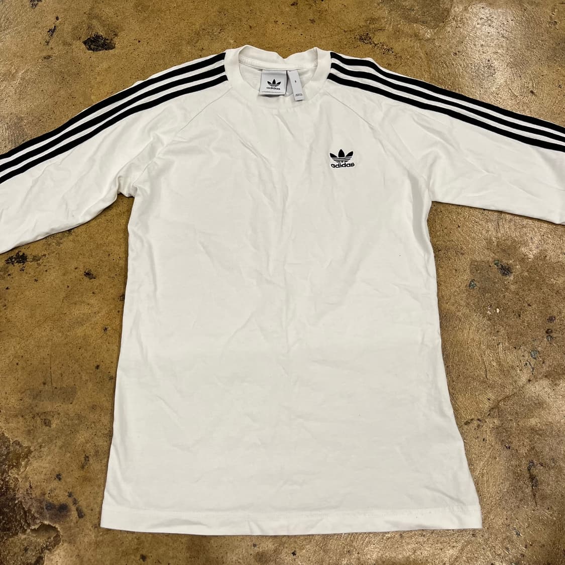 아디다스 흰검 화이트 롱슬리브 상품이미지3
