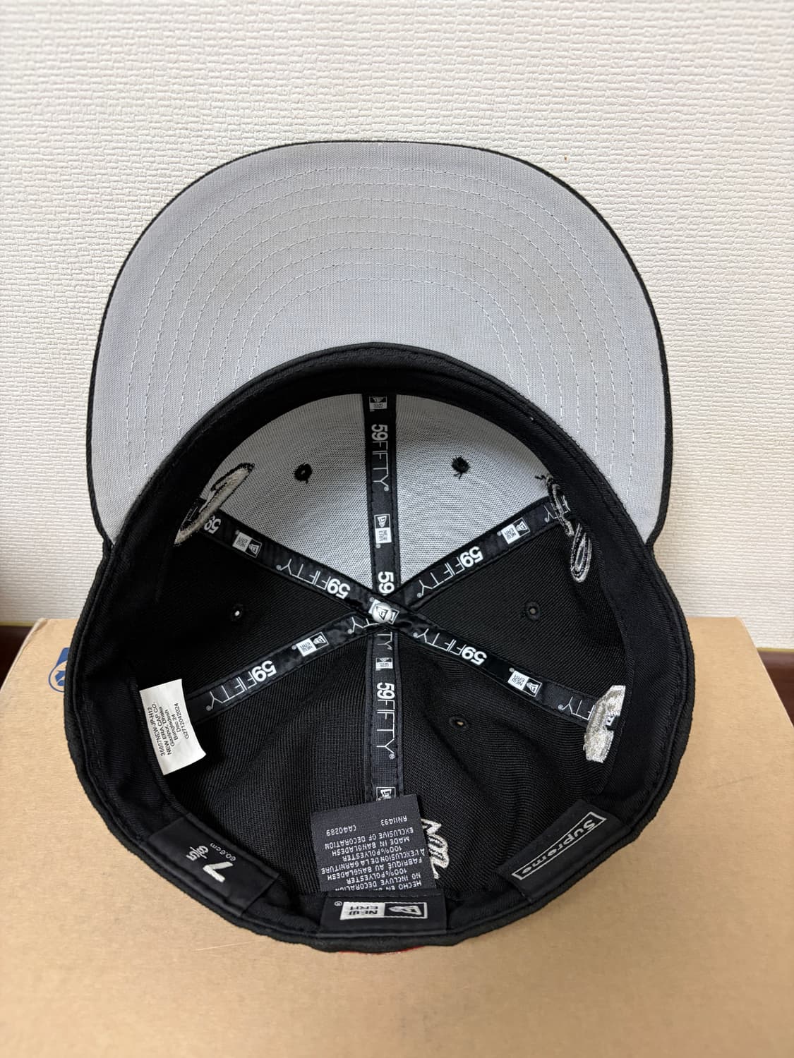 슈프림 멀티 S 로고 뉴에라 블랙 - 25SS (60.6) 상품이미지5