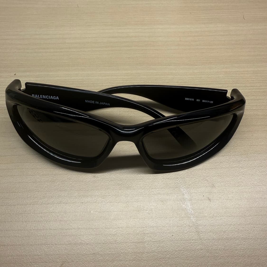 발렌시아가 스위프트 오발 선글라스 블랙 상품이미지2