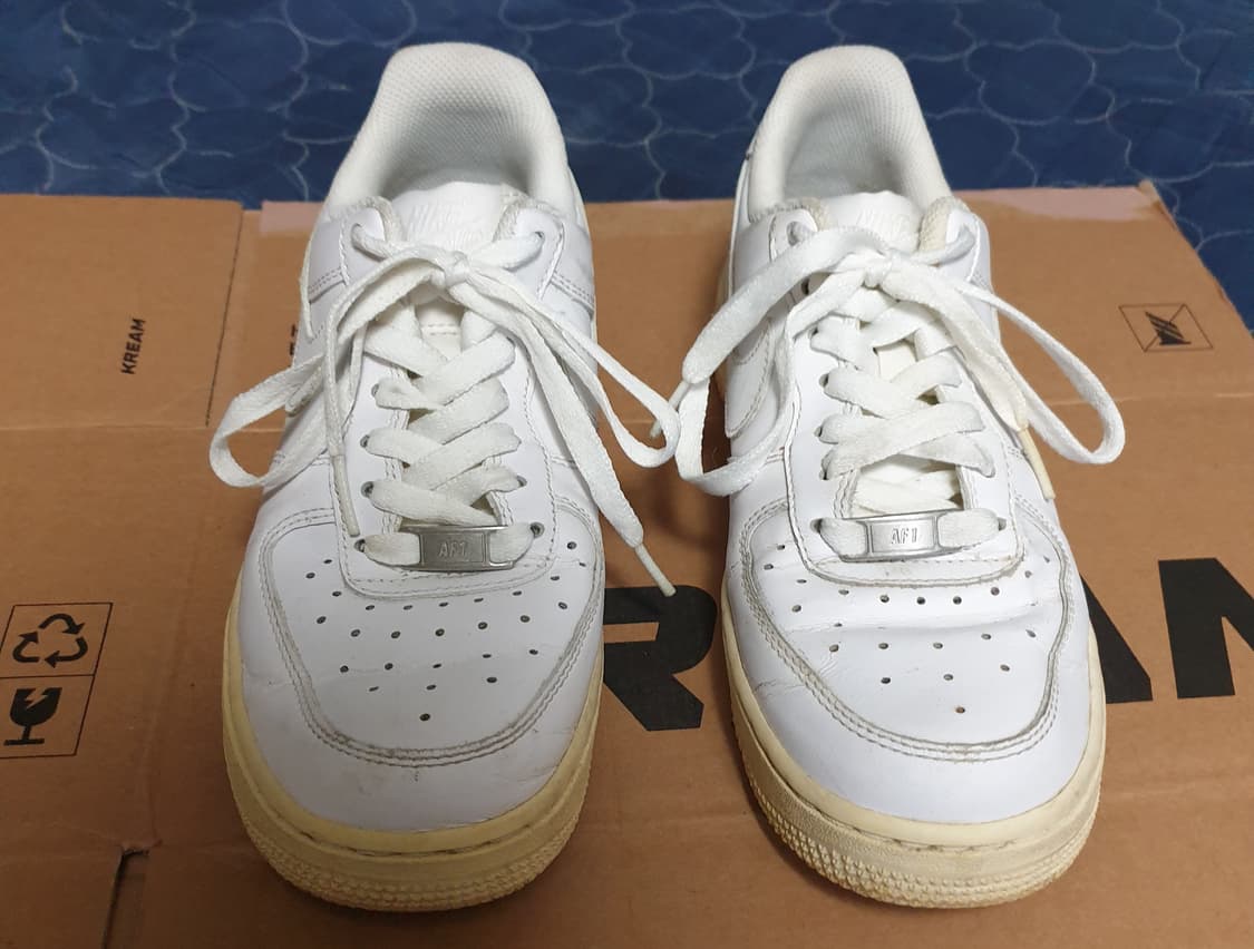 (에이징 커스텀) 나이키 에어포스1 07 로우 화이트 (240) 상품이미지3