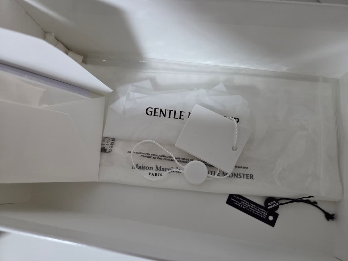 젠틀몬스터 × 메종마르지엘라 MM21001 판매합니다. 상품이미지6