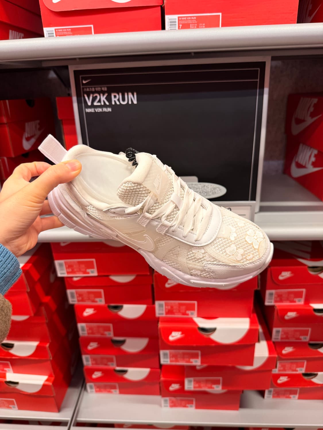 새상품 나이키 v2k 전사이즈 hj5269 100 900 상품이미지2