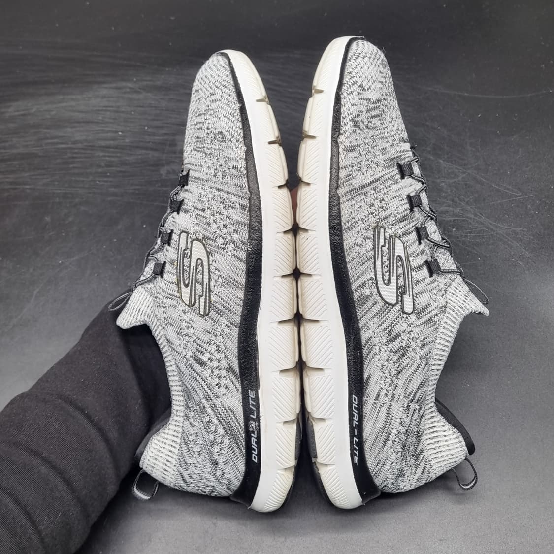 스케쳐스 듀얼라이트 니트 슬립온255 상품이미지5