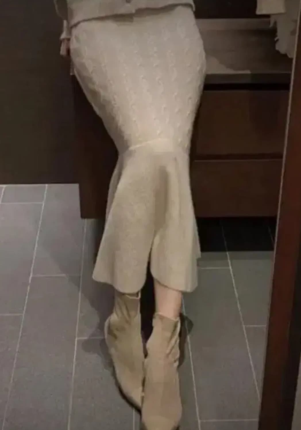 라벨르블랑 세트 모헤어가디건 니트치마 캐시미어스커트 보브 머메이드 미디 상품이미지4